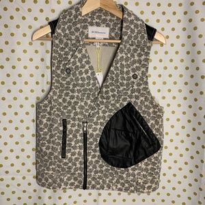 BCBGeneration black off white vest faux leather S